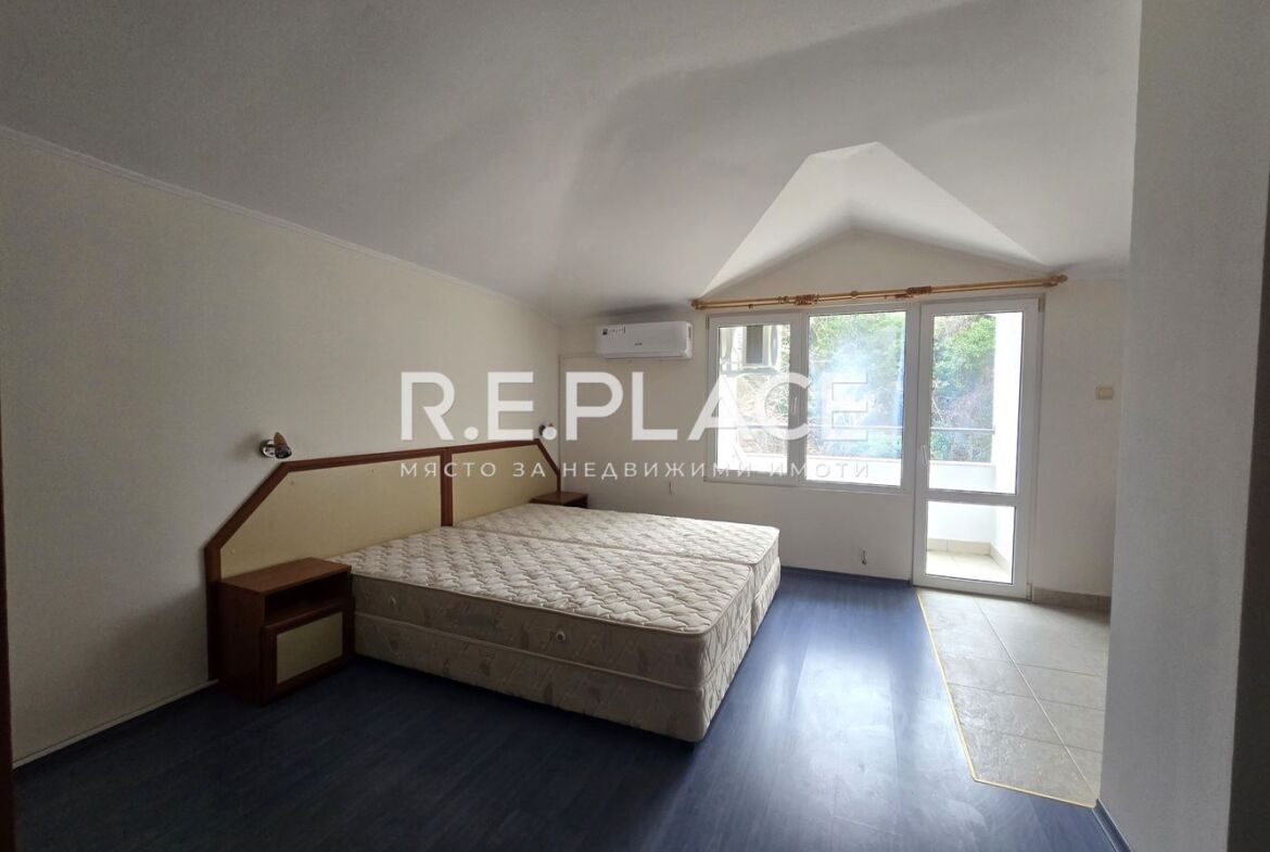 Продава Хотел м-т Ален Мак, гр. Варна