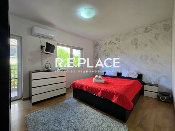 🏢 Двустаен апартамент с опция за паркомясто – център, Варна (под Синият пазар)