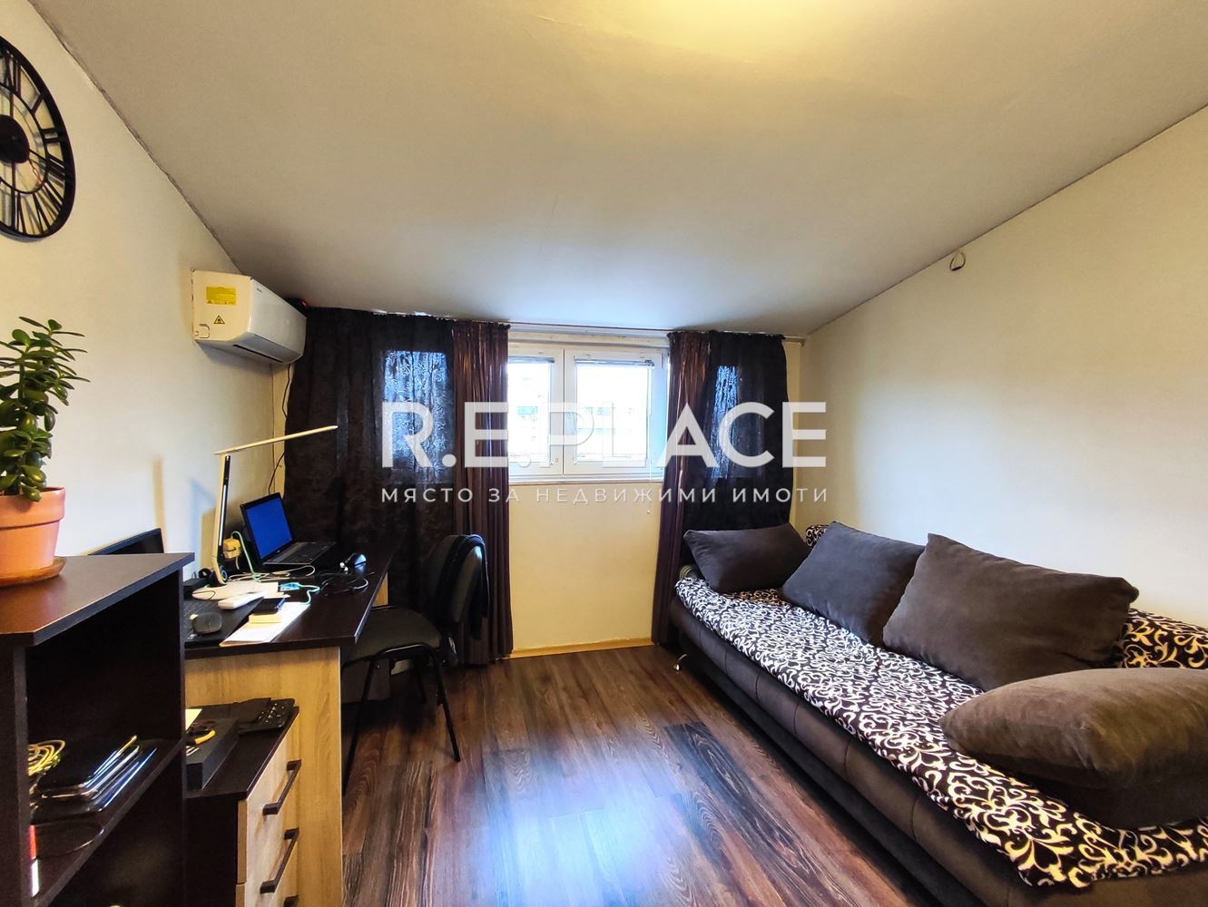 Продажба на тристаен апартамент с морска панорама – Център, гр. Варна (Операта)