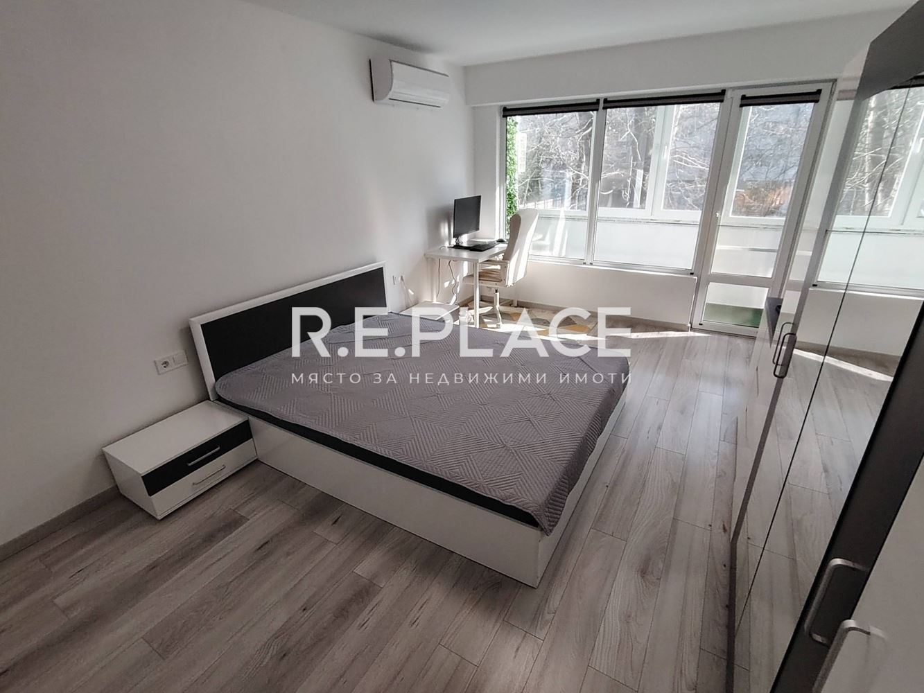 Просторен четиристаен апартамент с три спални – гр. Варна, кв. Левски