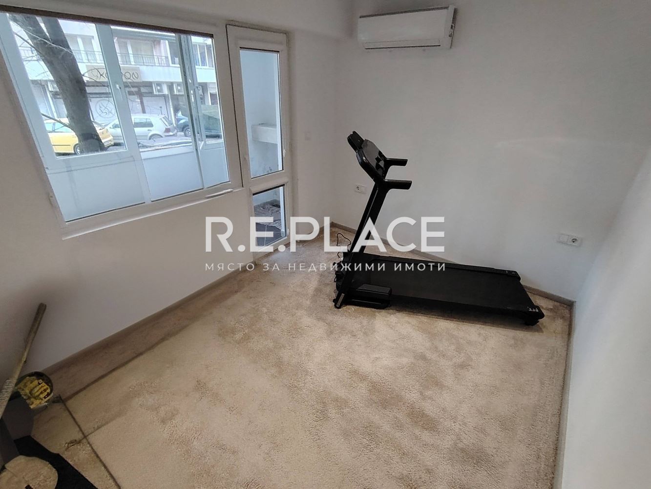 Просторен четиристаен апартамент с три спални – гр. Варна, кв. Левски