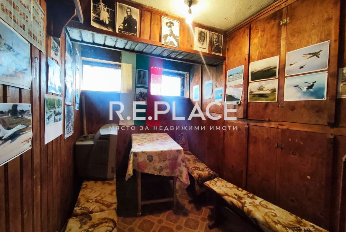 Предлага за продажба четиристаен апартамент гр. Варна, кв. Чайка