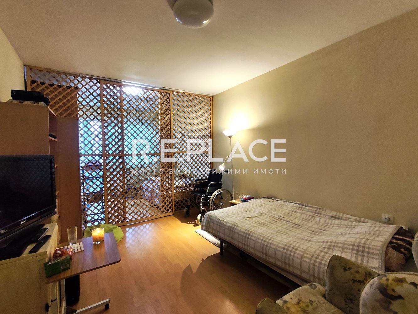 Просторен тристаен апартамент в Цветен квартал, гр. Варна