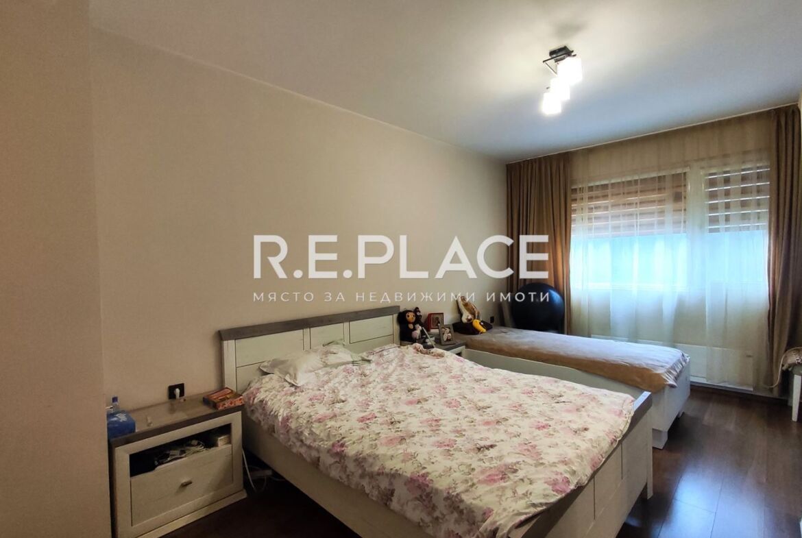 Просторен тристаен апартамент в Цветен квартал, гр. Варна