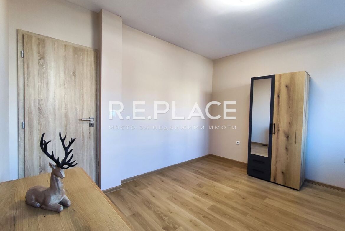 Продава тристаен апартамент кв Погреби, гр. Варна