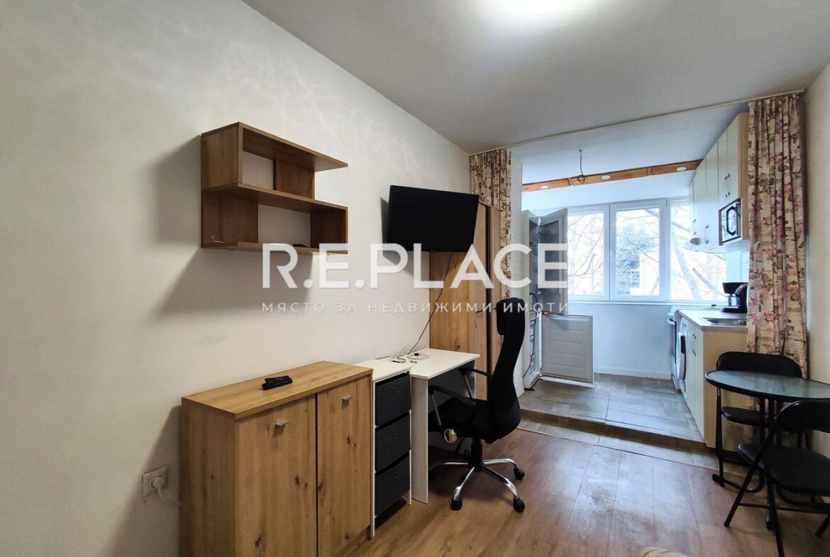 Продава едностаен апартамент гр. Варна, кв. Левски