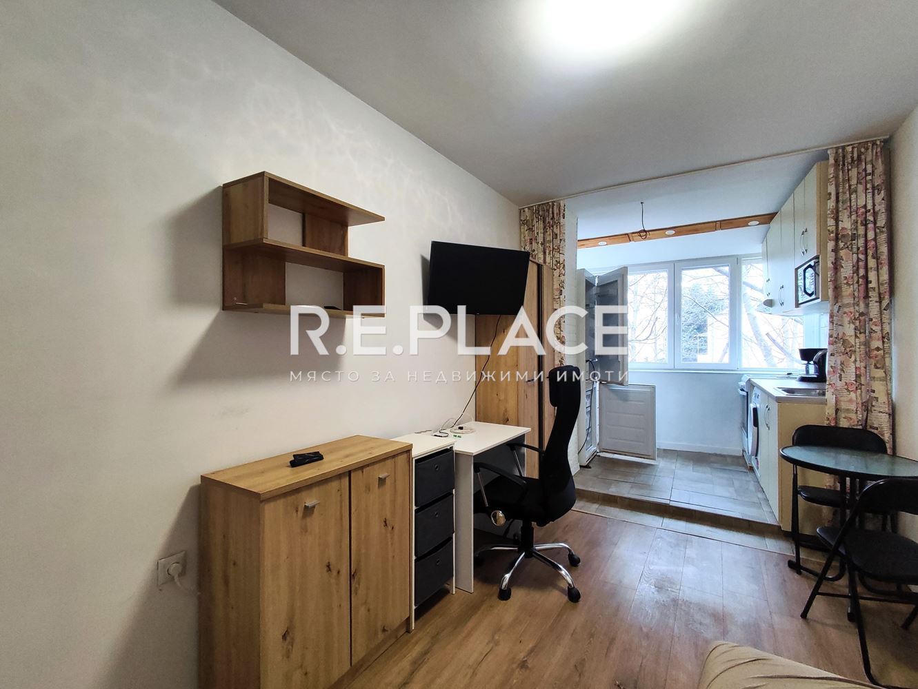 Продава едностаен апартамент гр. Варна, кв. Левски