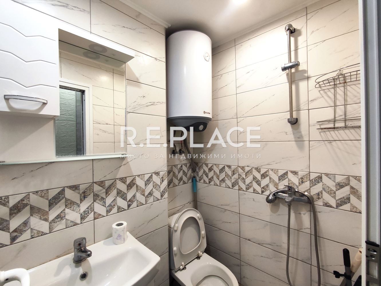 Продава едностаен апартамент гр. Варна, кв. Левски