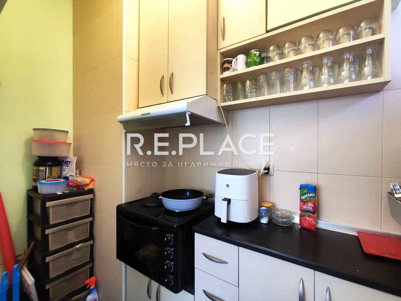 Продава апартамент с три стаи в гр Варна, Зимно Кино Тракия