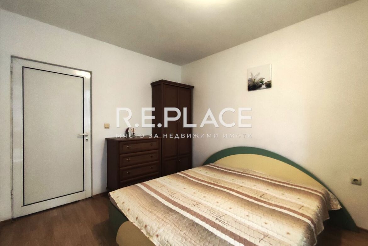 Продава двустаен апартамент гр. Варна, кв. Погреби