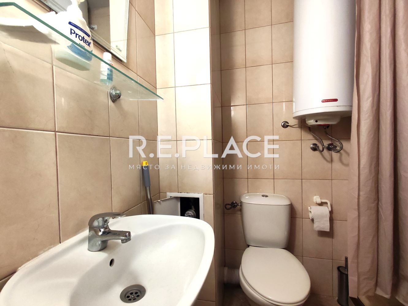 Продава двустаен апартамент гр. Варна, кв. Погреби