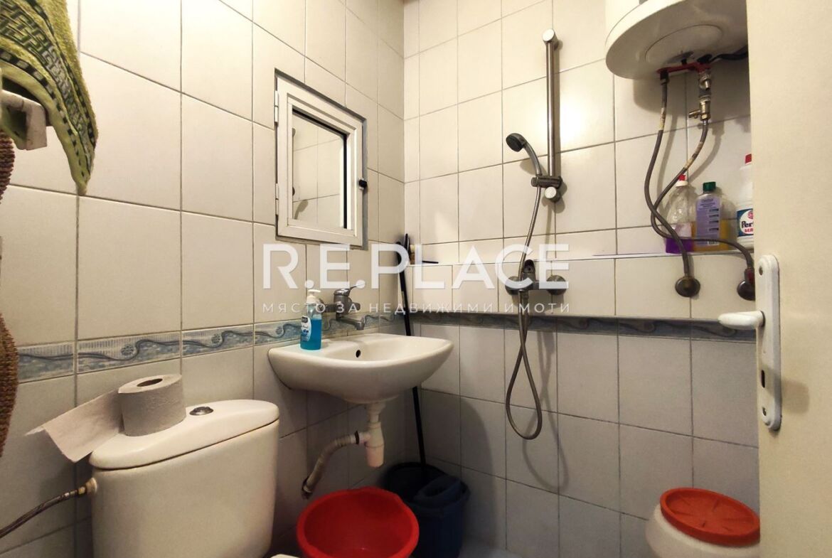 Предлага гарсониера в кв. Владислав Варненчик, гр. Варна