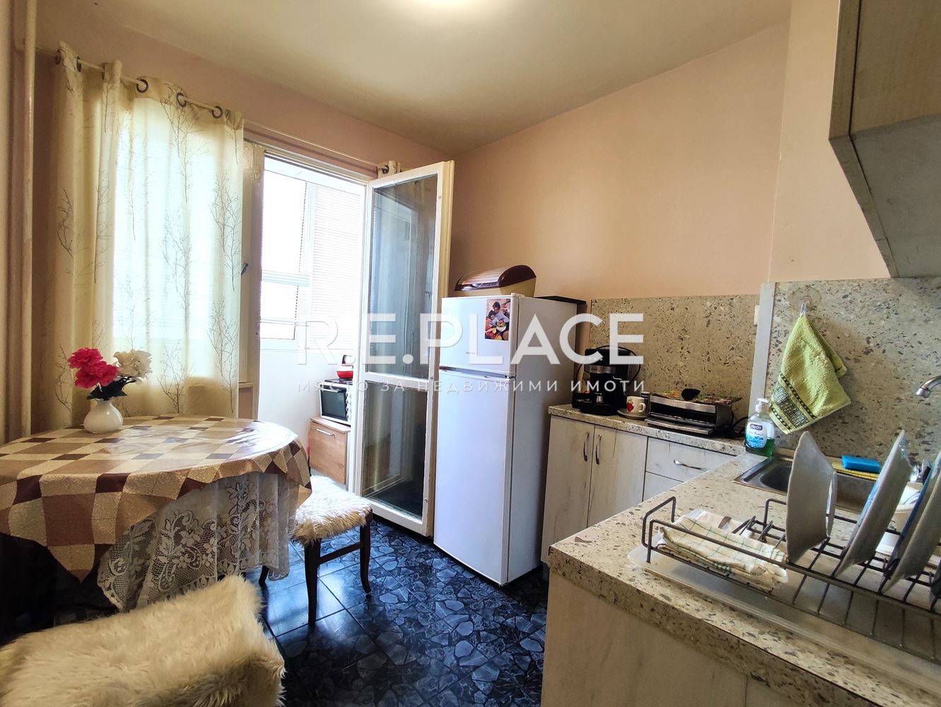 Предлага гарсониера в кв. Владислав Варненчик, гр. Варна