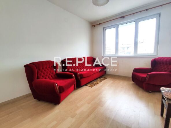 Продава тристаен апартамент в Център, гр. Варна