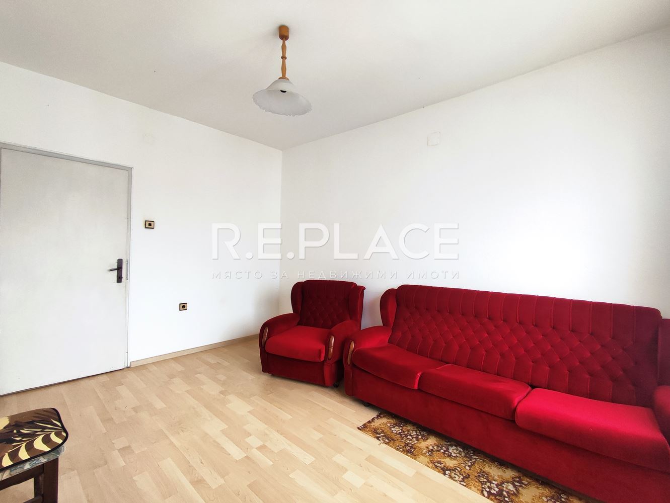 Продава тристаен апартамент в Център, гр. Варна