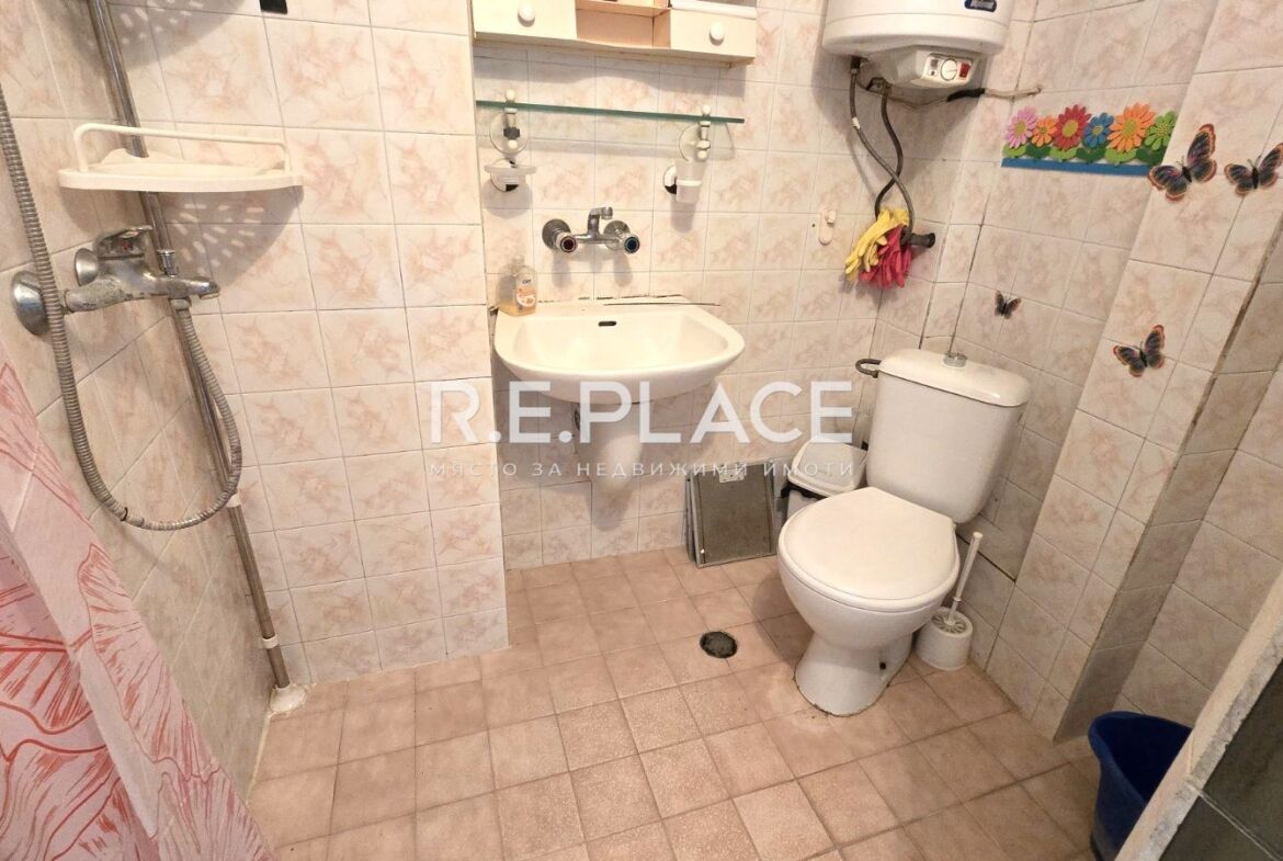 Тристаен апартамент под наем до Медицинския университет – кв. Генералите, гр. Варна