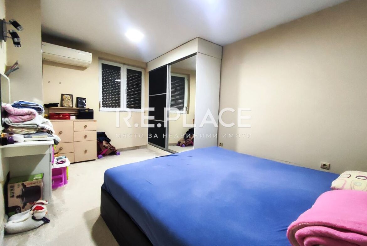 Продава Тристаен апартамен кв. Погреби, гр. Варна.