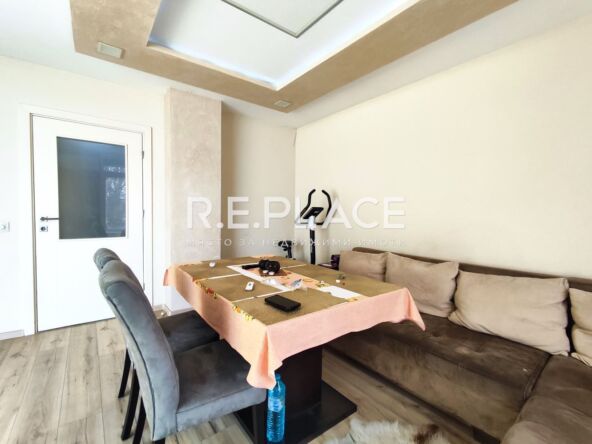 Продава Тристаен апартамен кв. Погреби, гр. Варна.