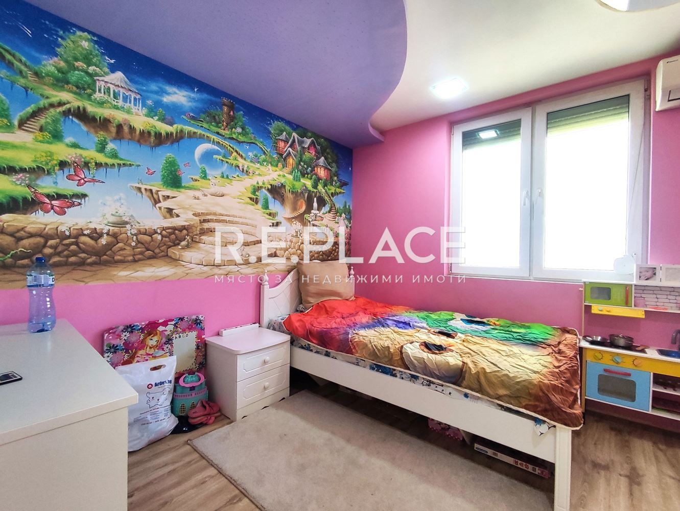 Продава Тристаен апартамен кв. Погреби, гр. Варна.