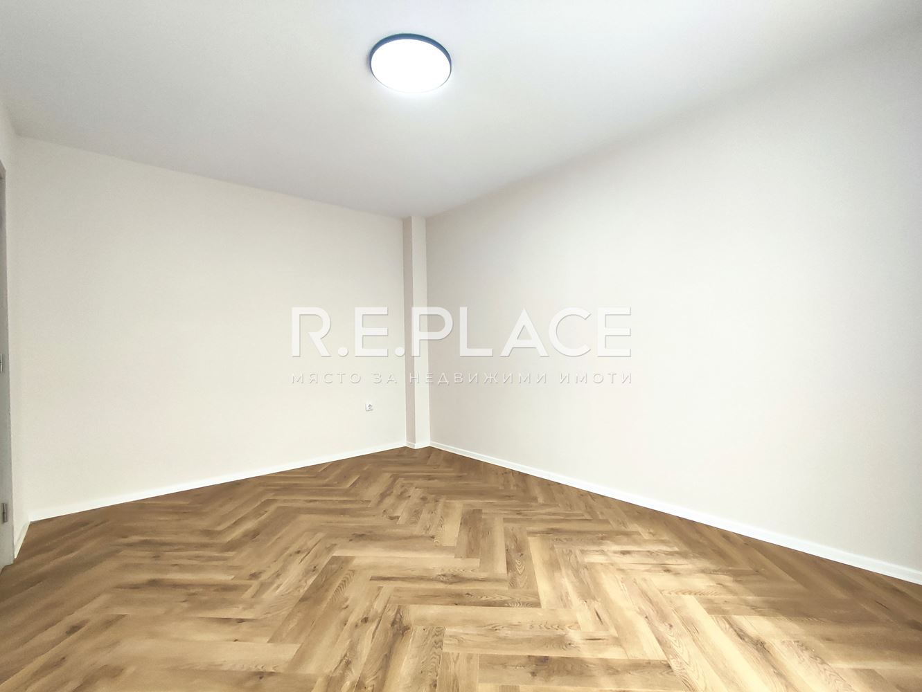 Продава тристаен апартамент, кв. Възраждане 2, гр. Варна