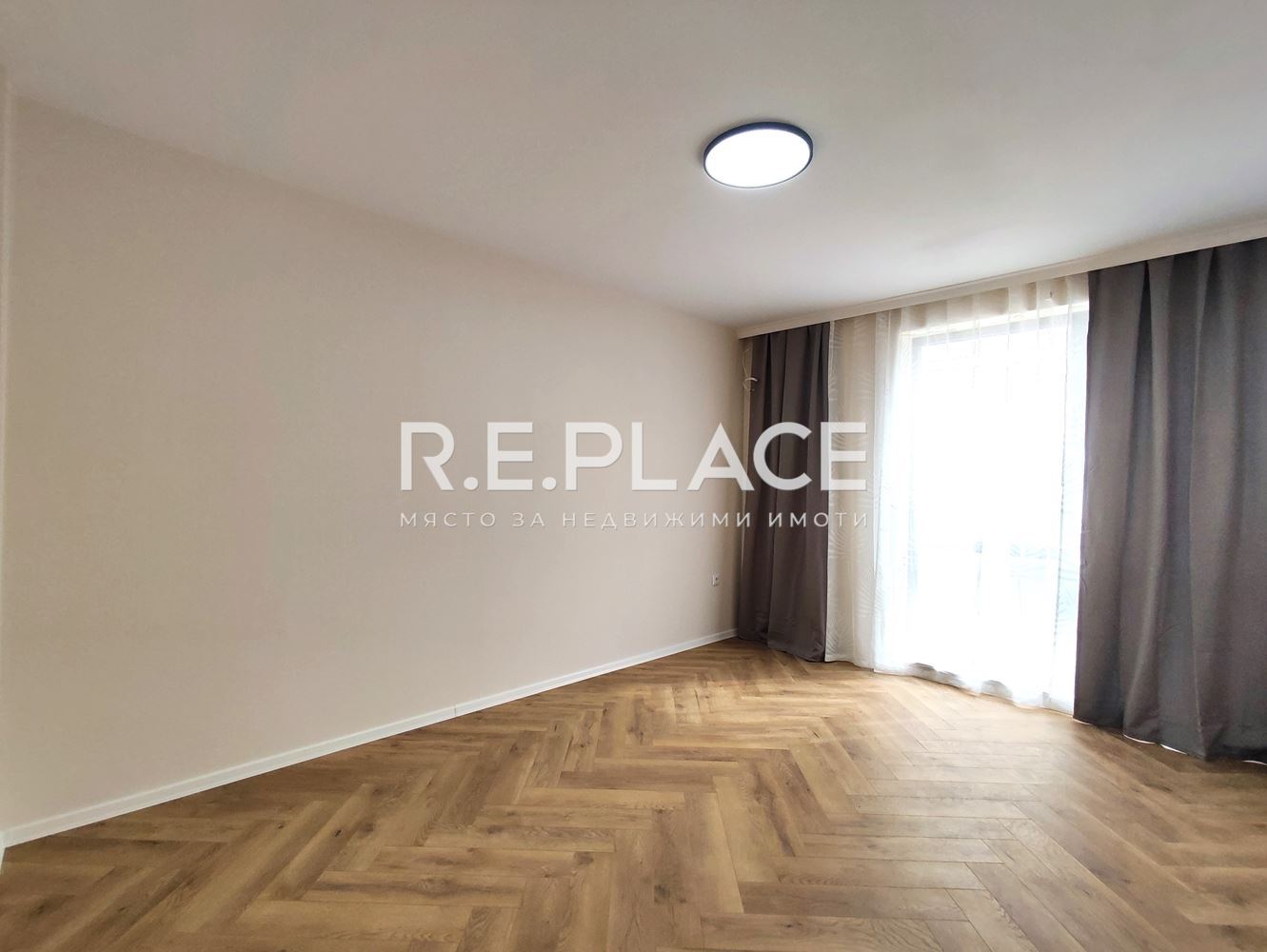 Продава тристаен апартамент, кв. Възраждане 2, гр. Варна