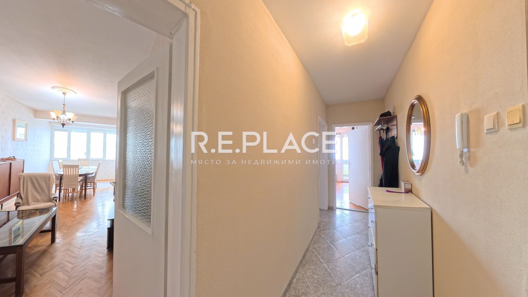 Тристаен апартамент под наем с нескриваема морска панорама – кв. Чайка, гр. Варна