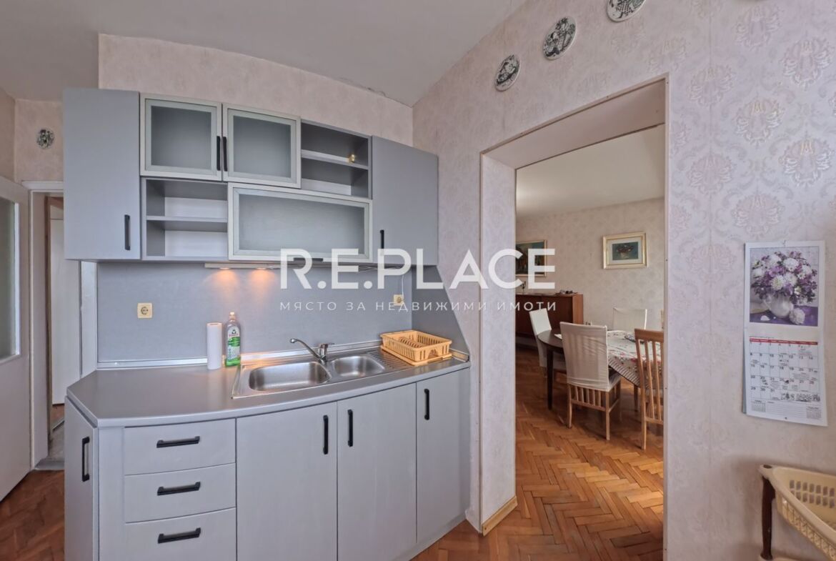 Тристаен апартамент под наем с нескриваема морска панорама – кв. Чайка, гр. Варна