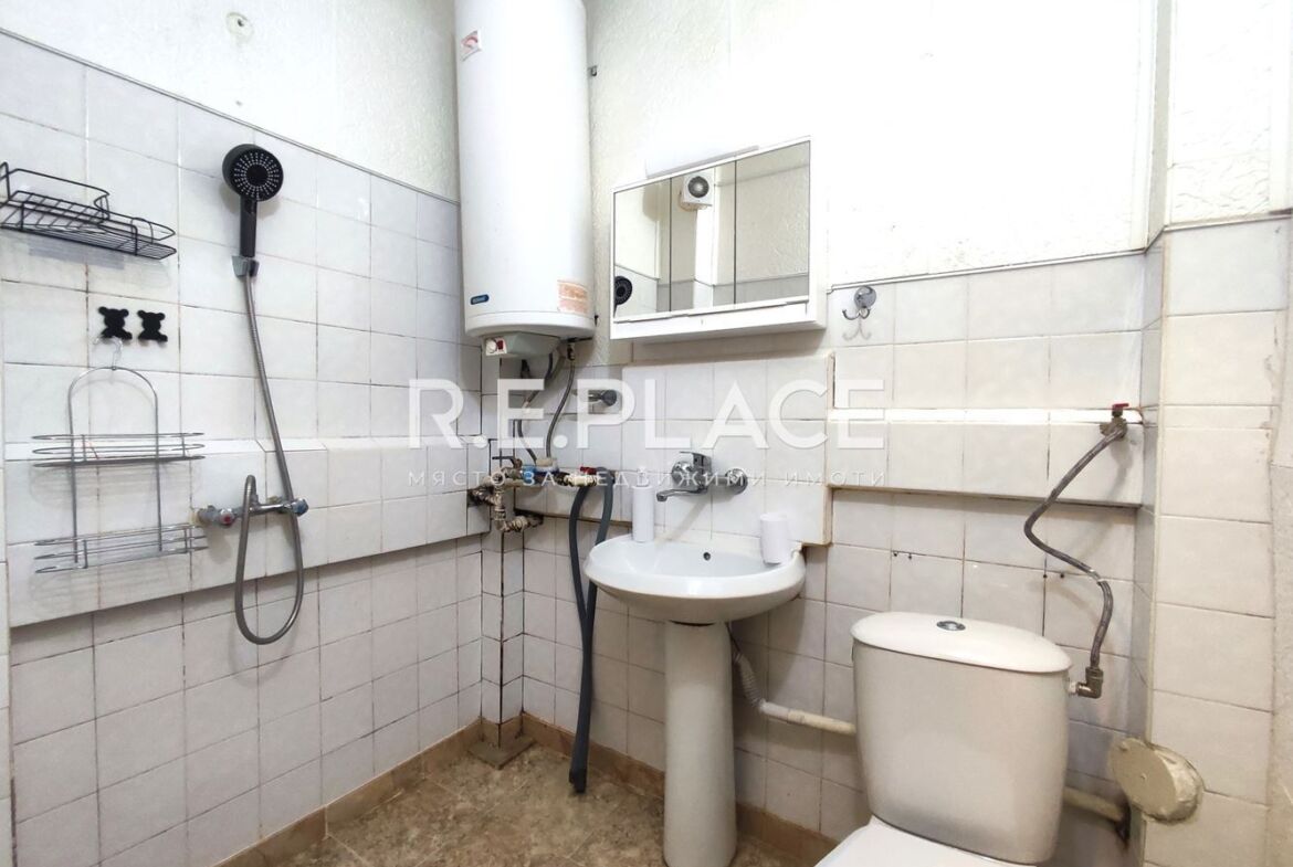 Продава разширена гарсониера в жк. Владислав Варненчик, гр. Варна