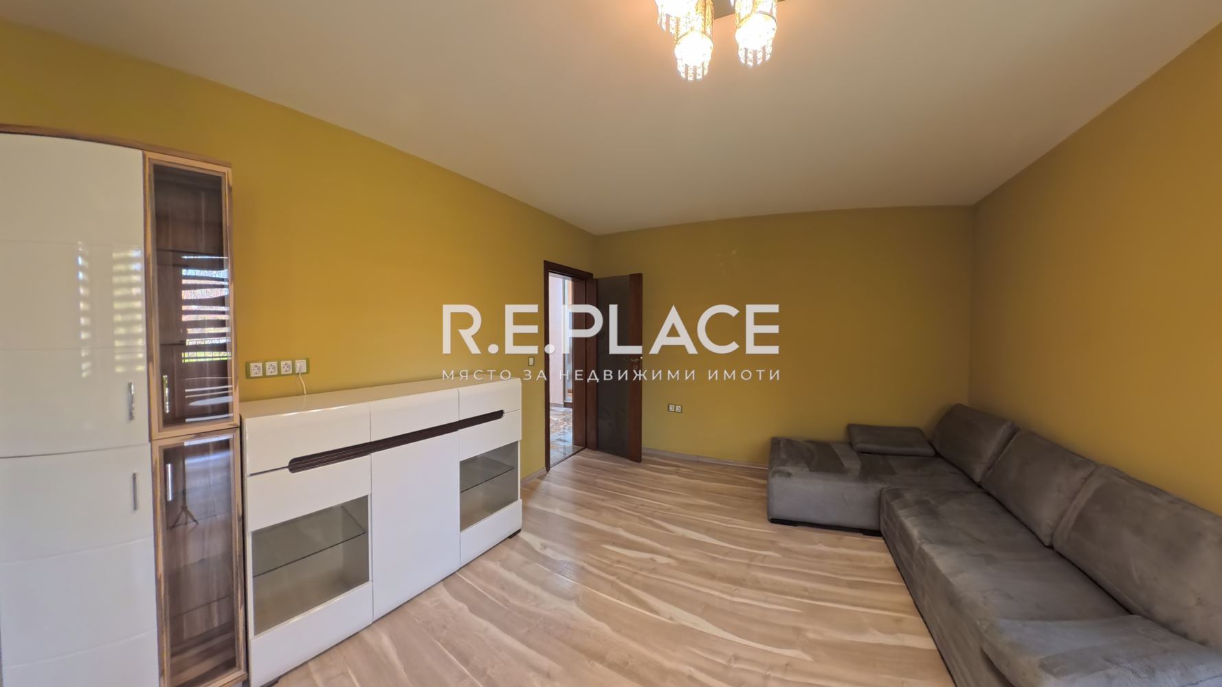 Тристаен апартамент в Бриз, гр. Варна