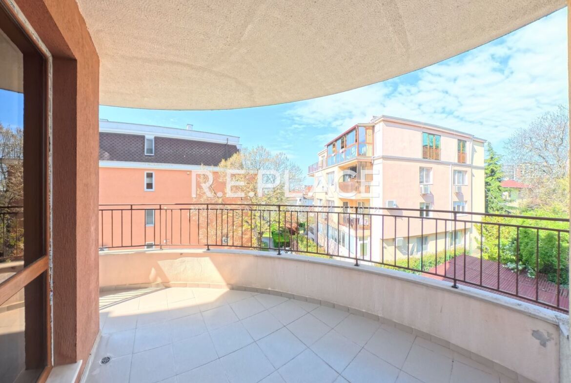 Тристаен апартамент в Бриз, гр. Варна