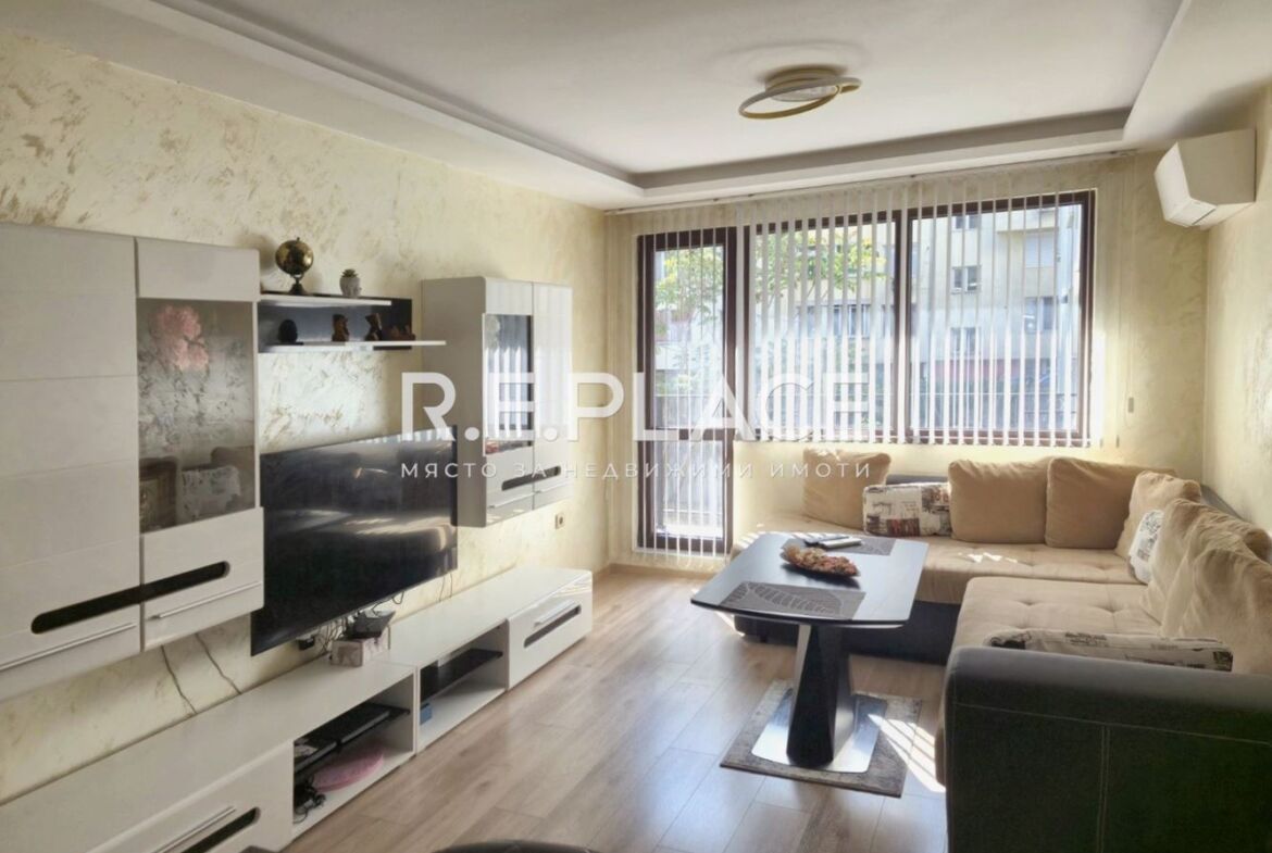 Продава двустаен апартамент в гр. Варна, кв. Зимно Кино Тракия