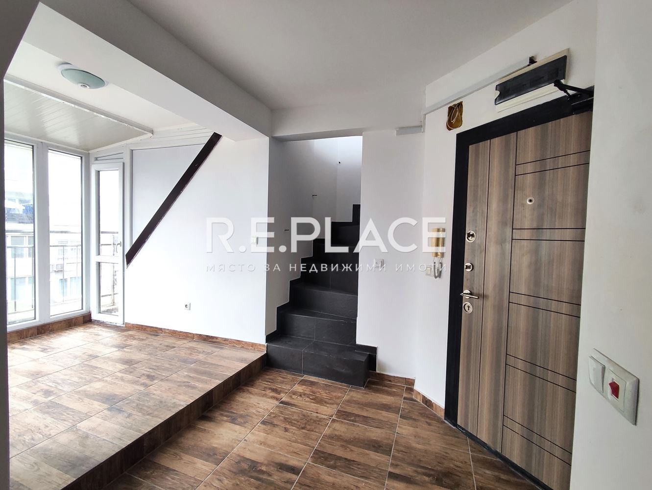 Продава мезонет в гр. Варна, кв. Погреби