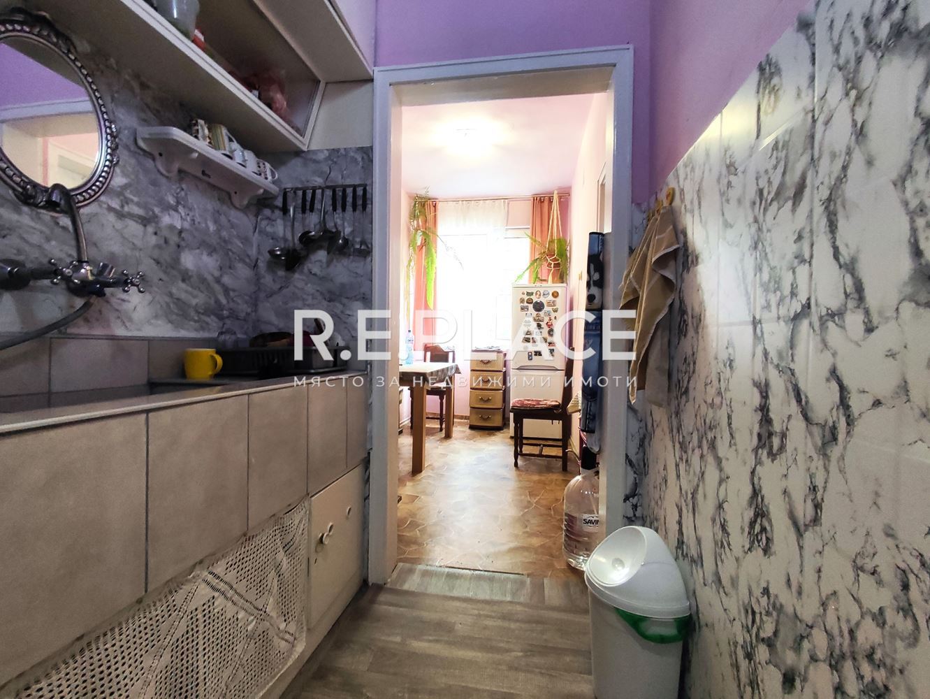 Продава апартамент с четири отделни стаи в кв. Лятно Кино Тракия, гр. Варна
