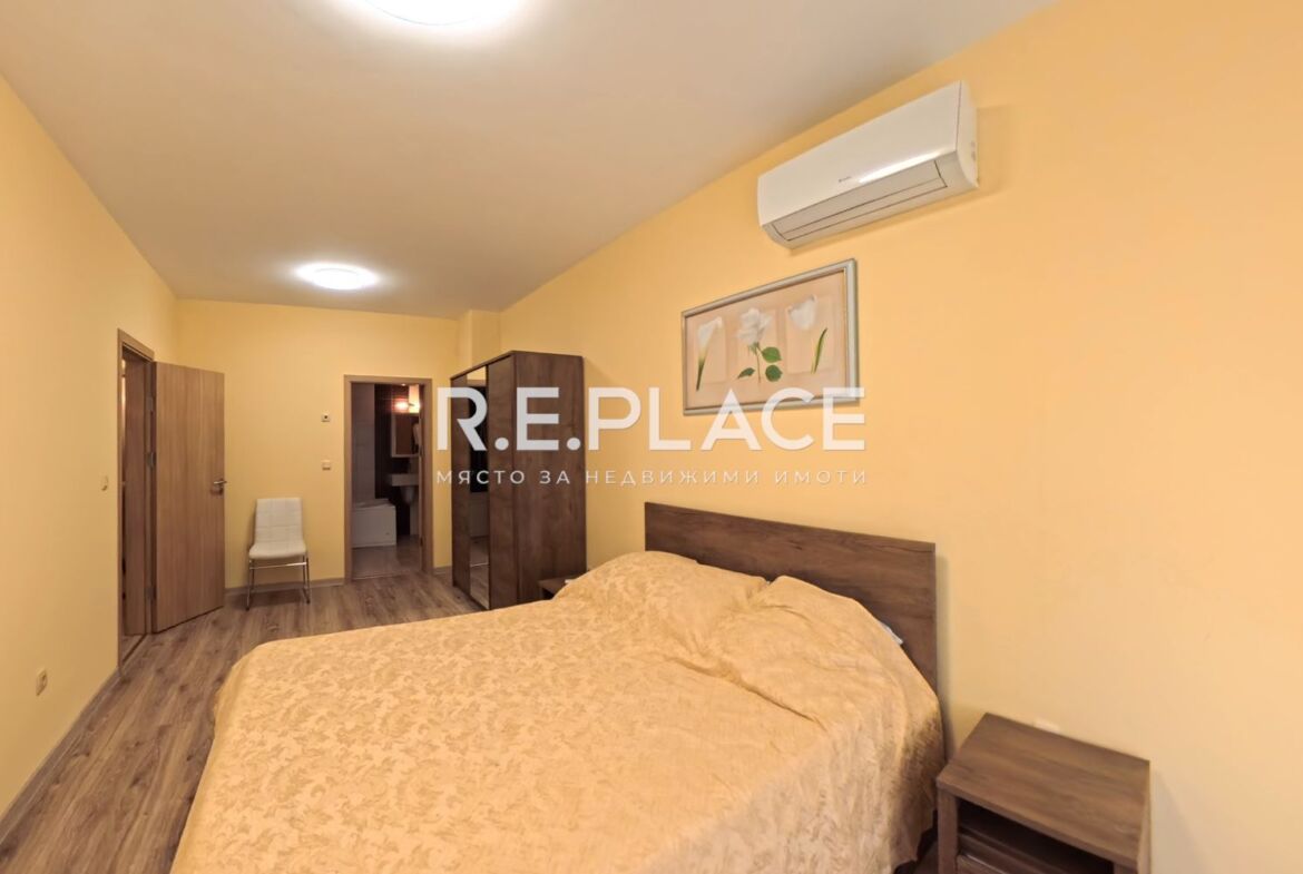 Продава тристаен апартамент в област Варна, Св. Св. Константин и Елена