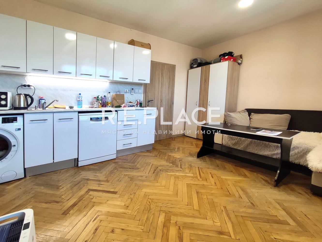 Продава апартамент с две стаи в гр. Варна, кв. Младост