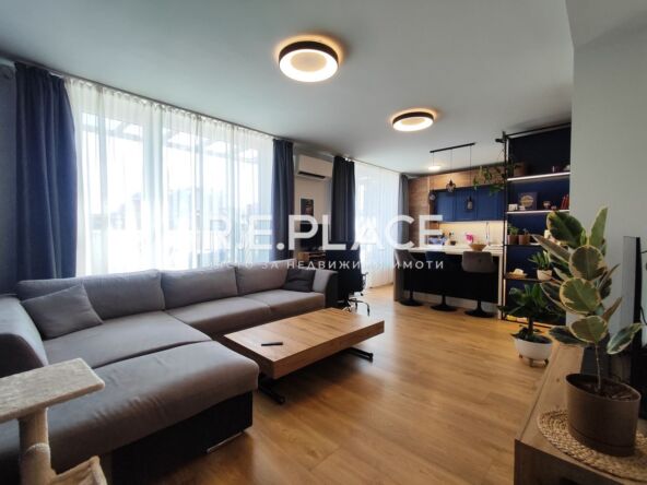 Продава тристаен апартамент с голяма тераса 55 кв. м гр. Варна, Възраждане 1