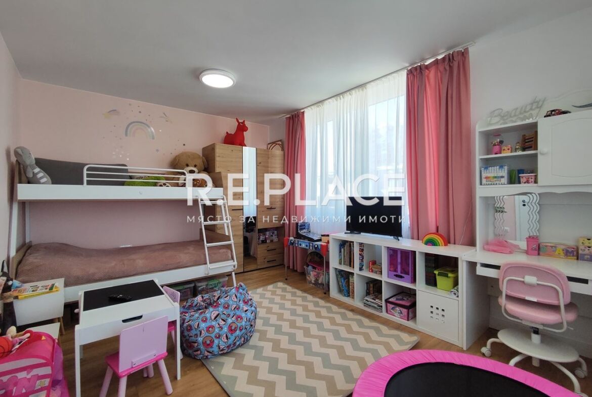 Продава тристаен апартамент с голяма тераса 55 кв. м гр. Варна, Възраждане 1