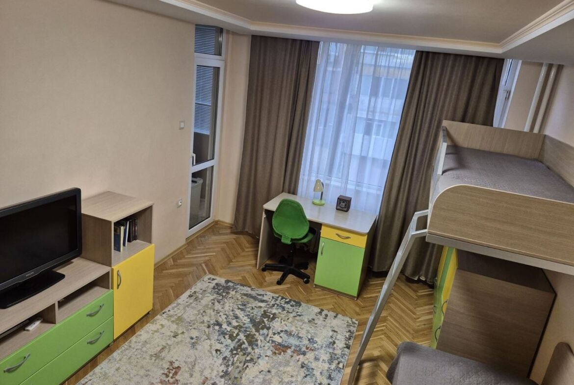 Продава тристаен апартамент гр. Варна, Трошево