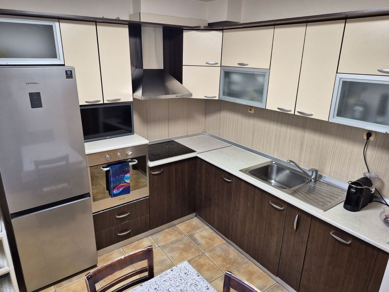 Продава тристаен апартамент гр. Варна, Трошево