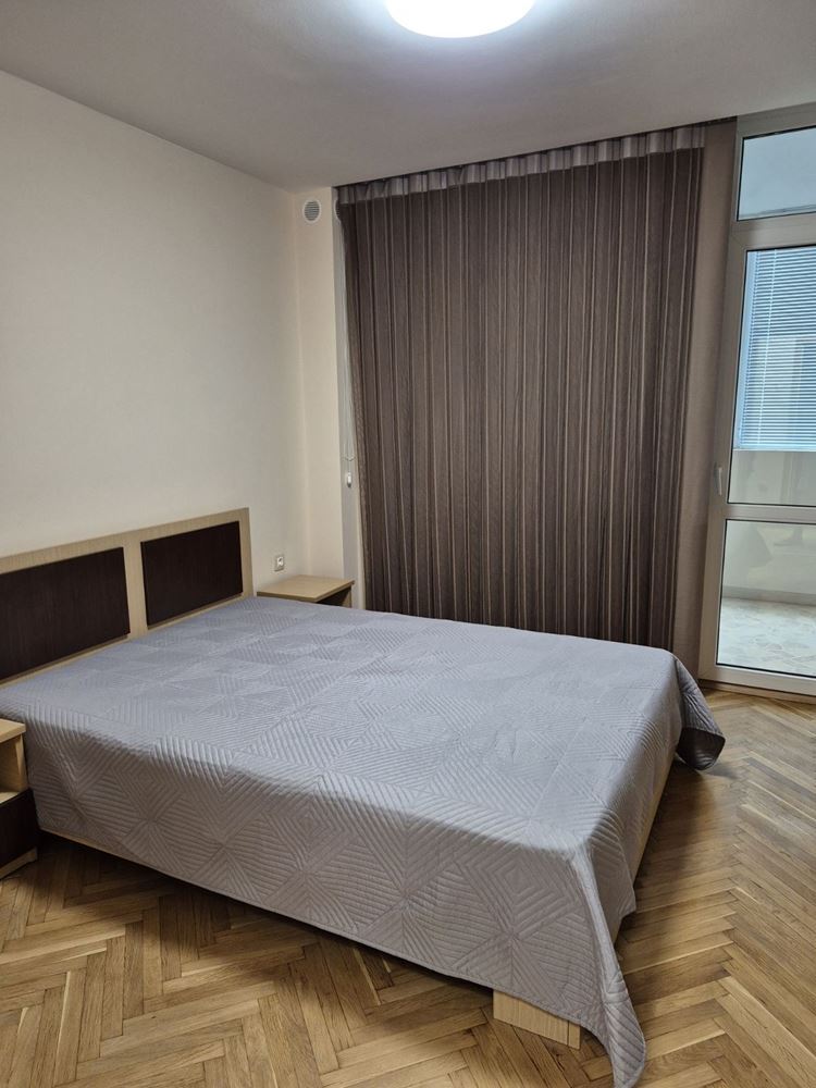 Продава тристаен апартамент гр. Варна, Трошево