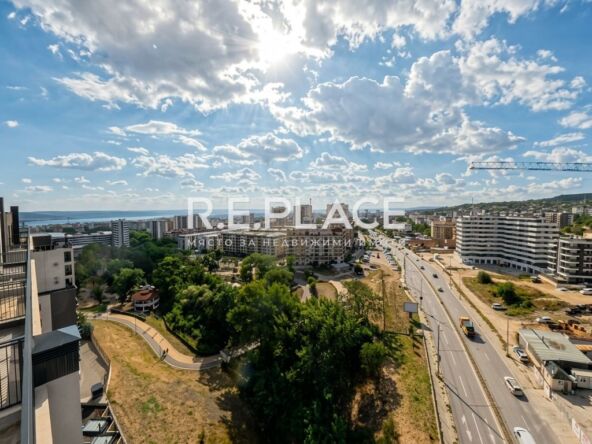 Панорамен апартамент с АКТ 16, огромна тераса (35м2) и паркомясто до Парк Възраждане!