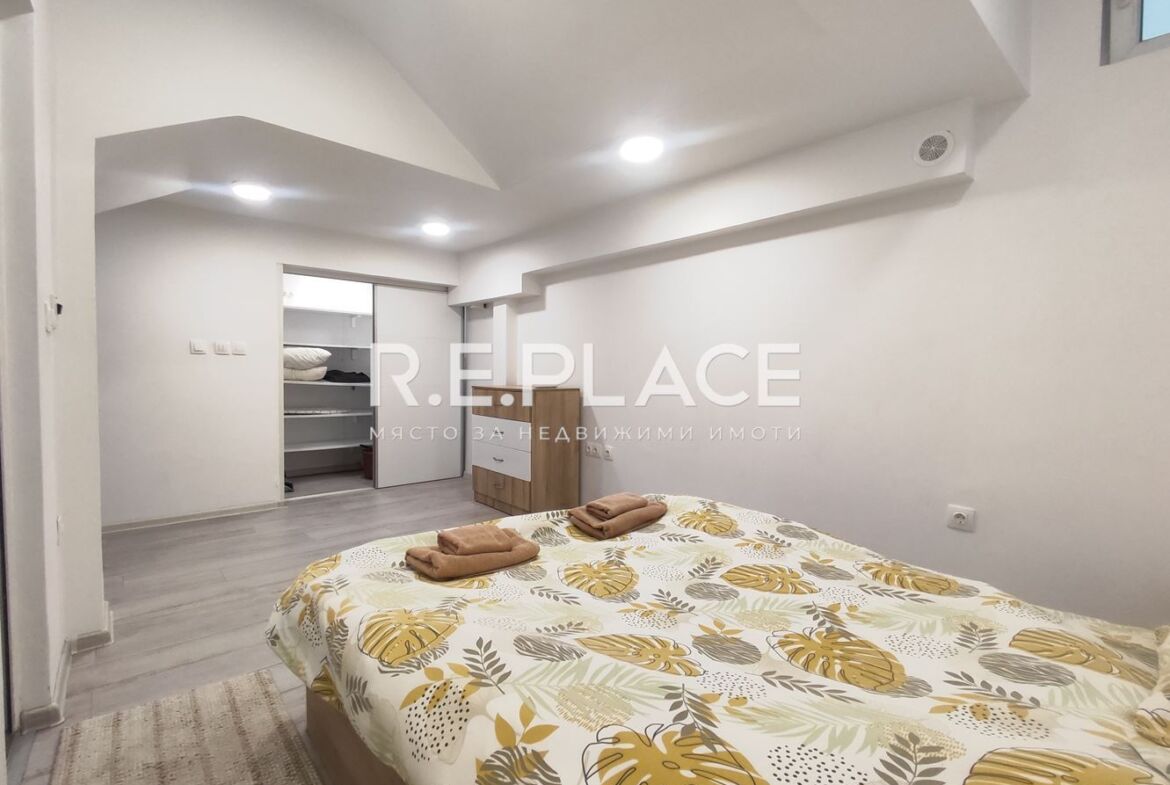 Продава двустаен апартамент в две паркоместа в гр. Варна, кв. Бриз
